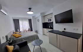 Seascape - Tranquil Studio Apartment